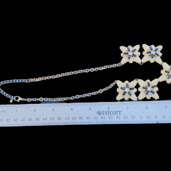 Vintage Floral Statement Necklace With Yellow & Black Crystal Petals - Picture 6 of 7